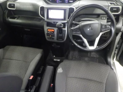 Mitsubishi DELICA D2