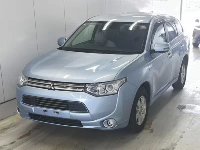 Mitsubishi OUTLANDER PHEV