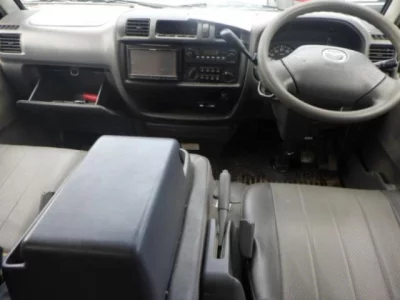 Mazda BONGO VAN  с аукциона в Японии