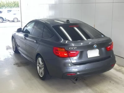 BMW 3-Series  с аукциона в Японии