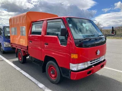Toyota DYNA  с аукциона в Японии