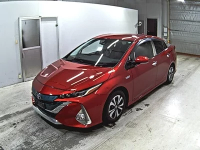 Toyota PRIUS PHV  с аукциона в Японии