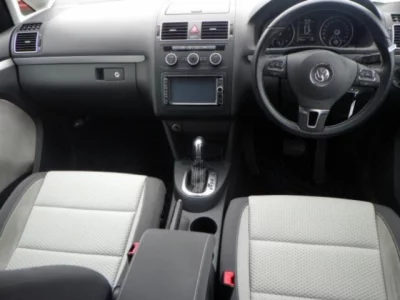 Volkswagen GOLF TOURAN  с аукциона в Японии