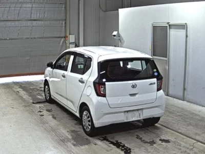 Daihatsu MIRA E S