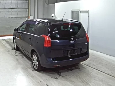 Peugeot 5008  с аукциона в Японии