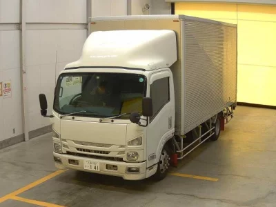 Isuzu Elf