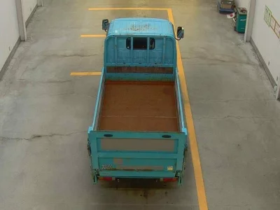 Toyota DYNA  с аукциона в Японии