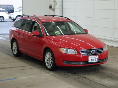 Volvo V70  с аукциона в Японии