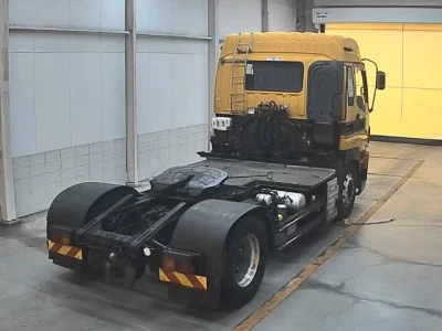 Isuzu TRUCK  с аукциона в Японии