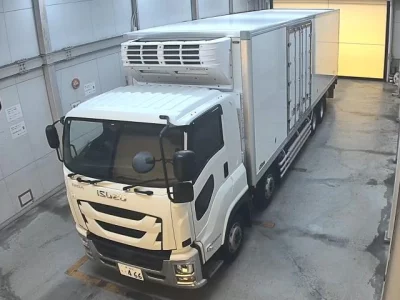 Isuzu TRUCK  с аукциона в Японии