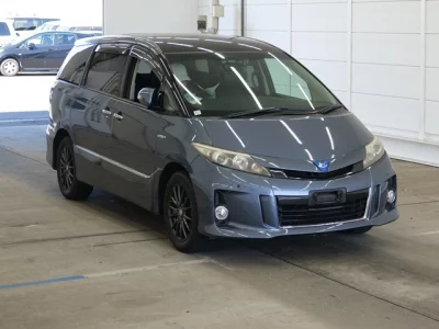 Toyota ESTIMA HYBRID