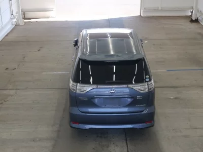 Toyota ESTIMA HYBRID