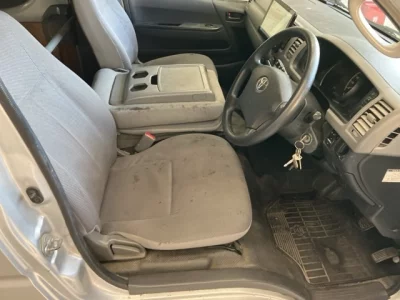 Toyota HIACE VAN  с аукциона в Японии