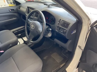 Toyota SUCCEED  с аукциона в Японии