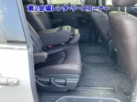 Nissan ELGRAND лот № 60002 оценка 3.5  с аукциона в Японии 5