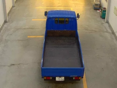 Mazda TITAN  с аукциона в Японии