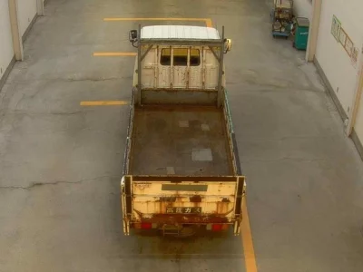 Mazda TITAN  с аукциона в Японии