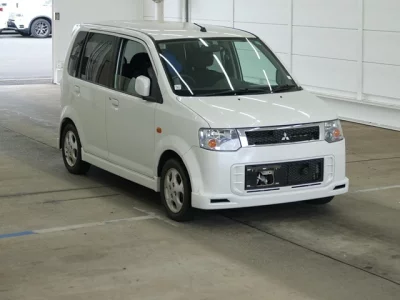 Mitsubishi EK SPORTS  с аукциона в Японии