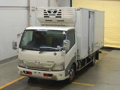 Hino DUTRO  с аукциона в Японии