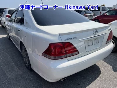 Toyota CROWN  с аукциона в Японии