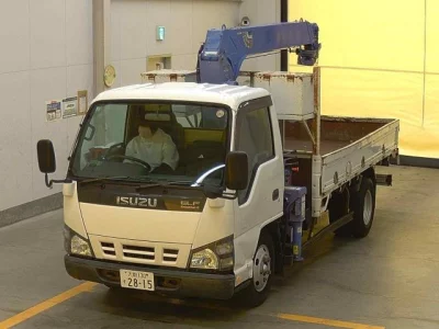 Isuzu Elf
