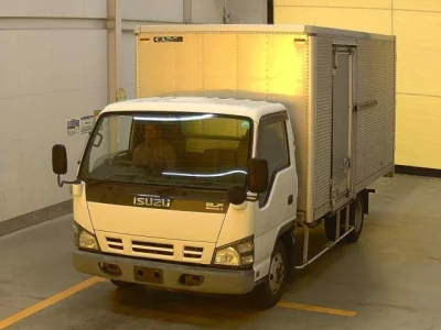 Isuzu ELF