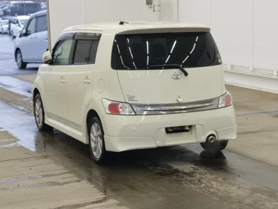 Toyota BB