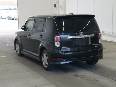 Toyota COROLLA RUMION