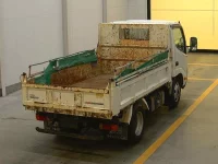 Hino DUTRO лот № 1205 оценка RB  с аукциона в Японии 1