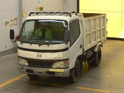 Hino DUTRO  с аукциона в Японии