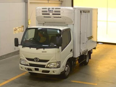 Hino DUTRO  с аукциона в Японии