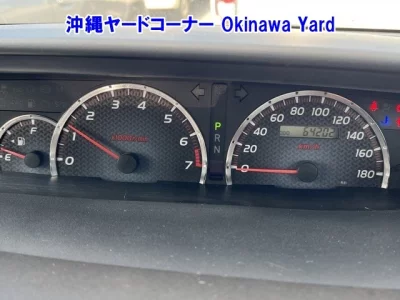 Toyota VOXY  с аукциона в Японии