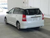Toyota WISH лот № 2263 оценка 4  с аукциона в Японии 1