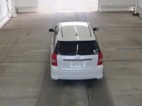Toyota WISH лот № 2263 оценка 4  с аукциона в Японии 2