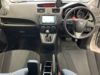 Nissan LAFESTA лот № 2185 оценка RA  с аукциона в Японии 4