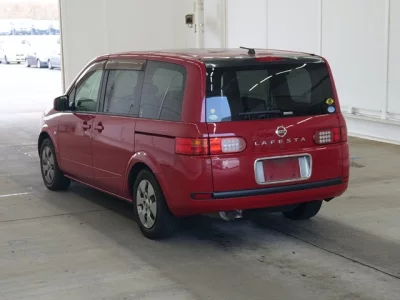 Nissan LAFESTA