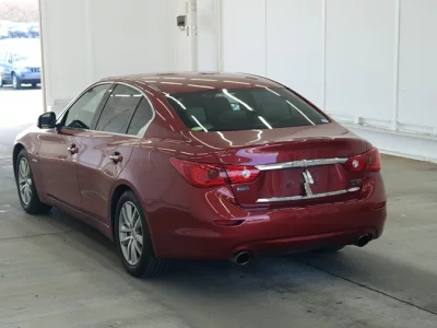 Nissan SKYLINE  с аукциона в Японии