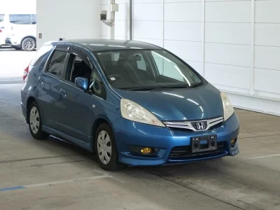 Honda FIT SHUTTLE  с аукциона в Японии