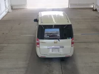 Honda STEP WAGON лот № 2246 оценка 3  с аукциона в Японии 2