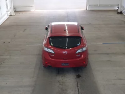 Mazda AXELA  с аукциона в Японии