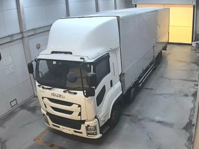 Isuzu TRUCK  с аукциона в Японии