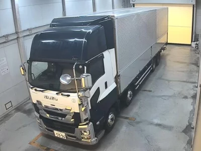 Isuzu TRUCK  с аукциона в Японии