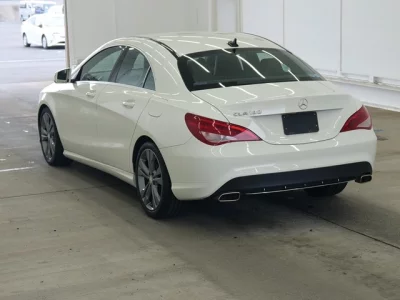 Mercedes-Benz CLA CLASS