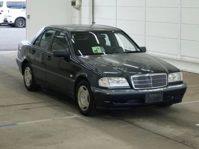 Mercedes-Benz C CLASS  с аукциона в Японии