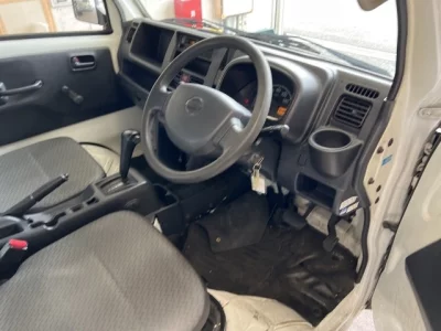 Nissan CLIPPER TRUCK  с аукциона в Японии