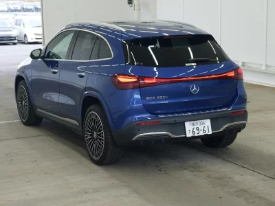 Mercedes-Benz EQA  с аукциона в Японии