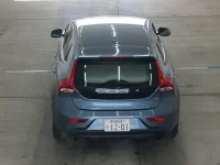 Volvo V40 лот № 2473 оценка 3  с аукциона в Японии 2
