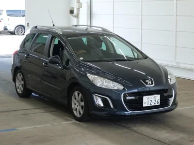 Peugeot 308  с аукциона в Японии
