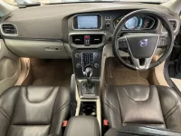 Volvo V40 лот № 2177 оценка 4  с аукциона в Японии 4