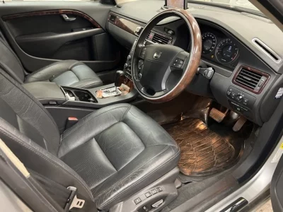 Volvo S80  с аукциона в Японии